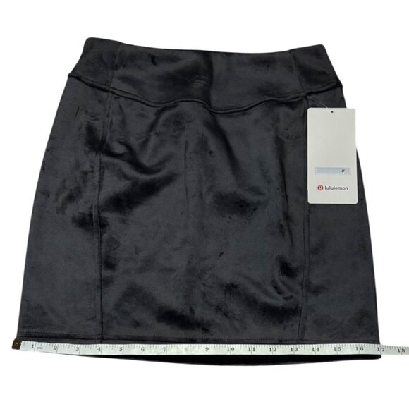 Lululemon Scuba High-Rise Mini Skirt Velvet Size XS Black W8AL9S NWT - Picture 10 of 13